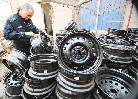 涉案金額高達230<em>多</em>萬！<em>一家</em><em>三口</em>制售假冒汽車配件被判刑