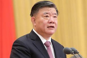 <em>陳</em><em>竺</em>——亞洲血吸蟲病基因測(cè)序項(xiàng)目的帶頭人之一