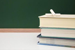 通識課：大學(xué)英語課程思政案例