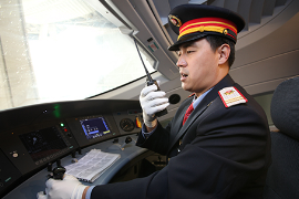 <em>授課</em><em>圖片</em>—<em>動(dòng)</em><em>車組</em>司機(jī)-李東曉