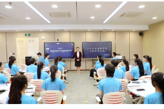 <em>微</em><em>課</em>：<em>音樂</em><em>表演</em><em>專業</em>《黃河流域民歌的演唱<em>訓練</em>—河南民歌《編花籃》的新知講解》