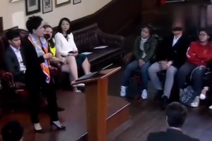 鄧亞萍劍橋大學(xué)英文演講：<em>我</em>如何從不識(shí)26個(gè)英文字母到劍橋博士