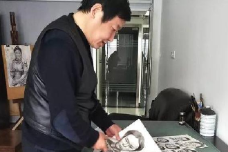 張欣—公安部刑偵專家、全國公安系統(tǒng)<em>一級</em>英雄模范