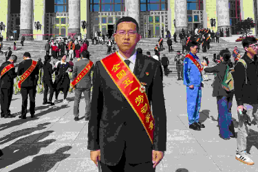 王燕云呂梁山<em>森林</em>防火的熱血戰將，全國五一勞動獎章獲得者